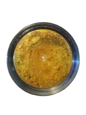 Goldie Mica Gold Sparkle Loose Eyeshadow Pigment Powder Cosmetic Grade Crafts